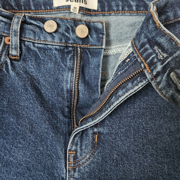 Reformation | Donna High Waist Raw Hem Bootcut Jeans in Amani - Size 28 - Picture 6 of 11